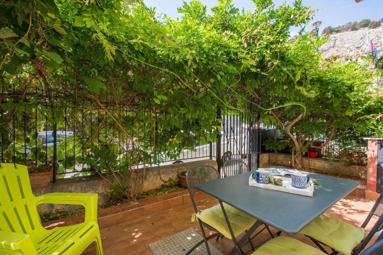 La Casa Di Sara A Mondello Apartment Exterior photo